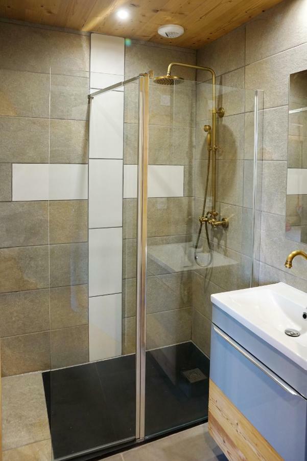 Chalet Hotel La Tuviere Bike Inn Saint-Jean-de-Maurienne Εξωτερικό φωτογραφία